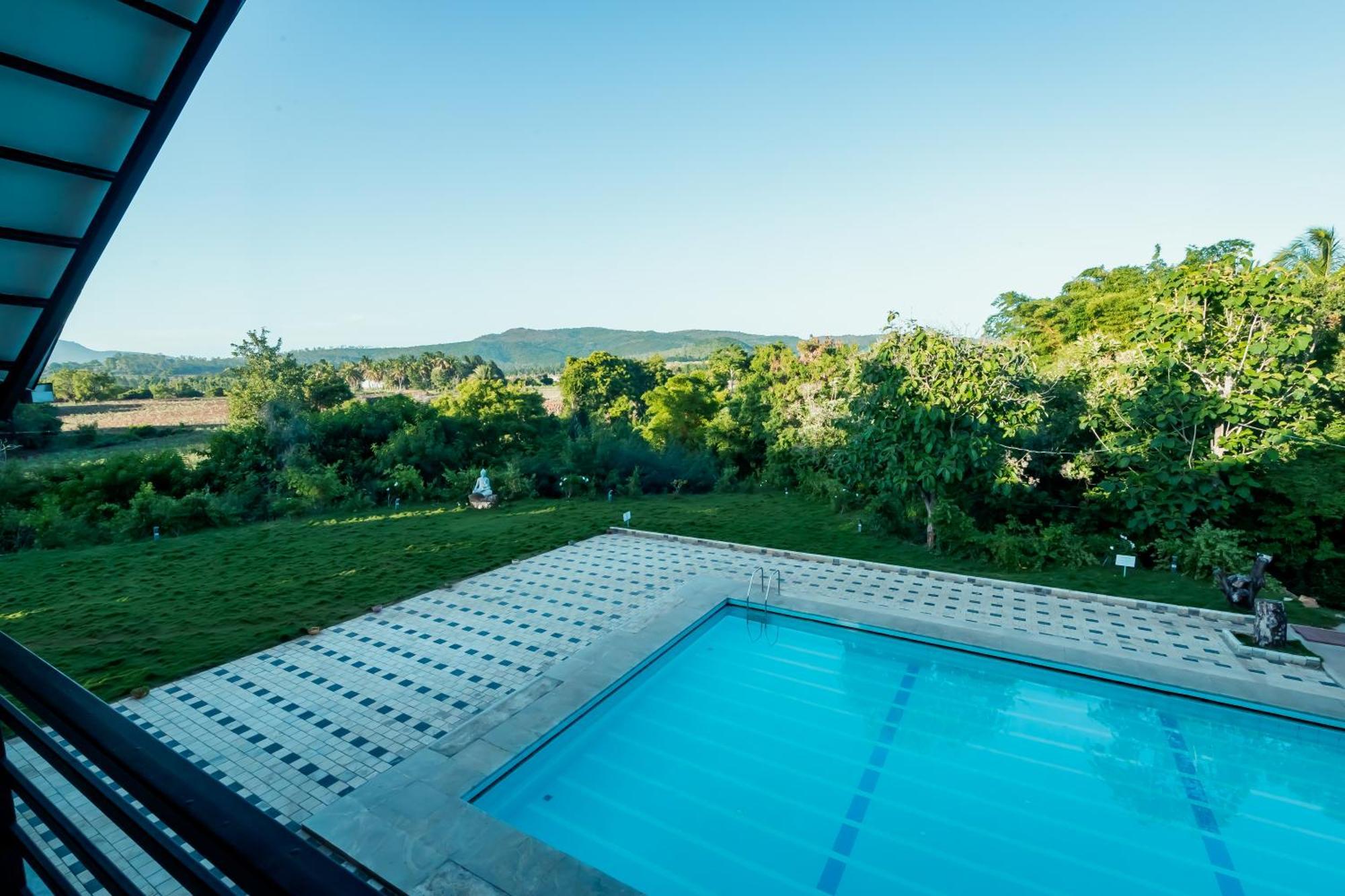 Commune18 Spa Resorts Chikmagalūr Dış mekan fotoğraf