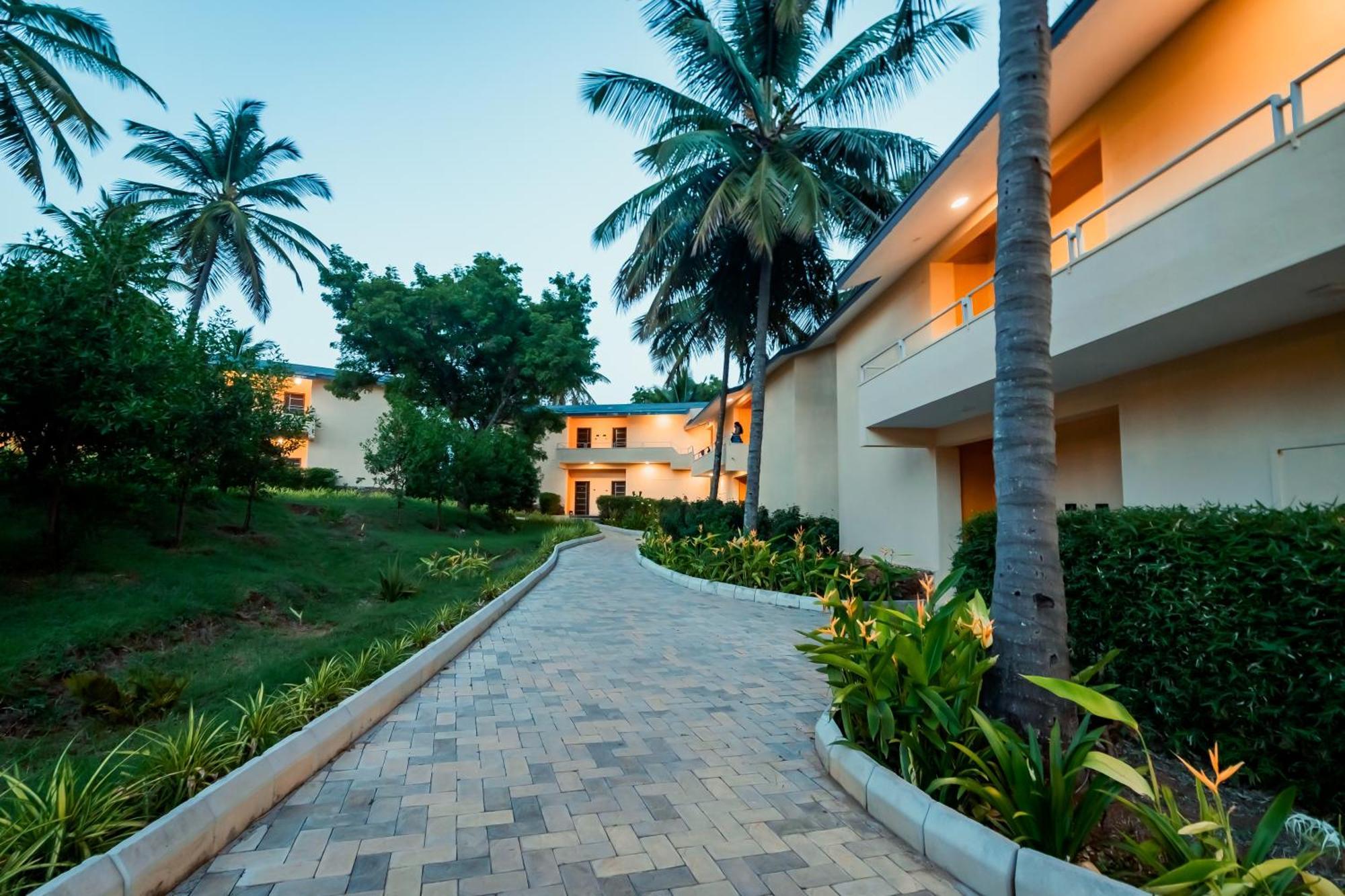 Commune18 Spa Resorts Chikmagalūr Dış mekan fotoğraf