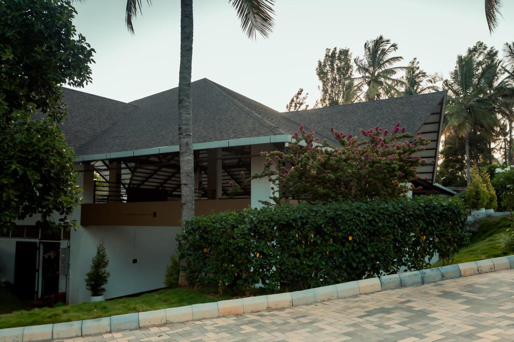 Commune18 Spa Resorts Chikmagalūr Dış mekan fotoğraf